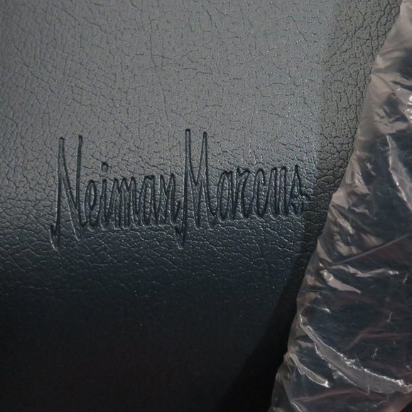 Neiman Marcus Large Bucket Purse - Picture 2 of 6